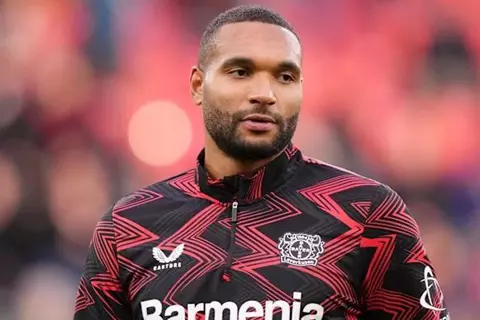 بايرن ميونيخ يحسم صفقة المدافع جوناثان تاه